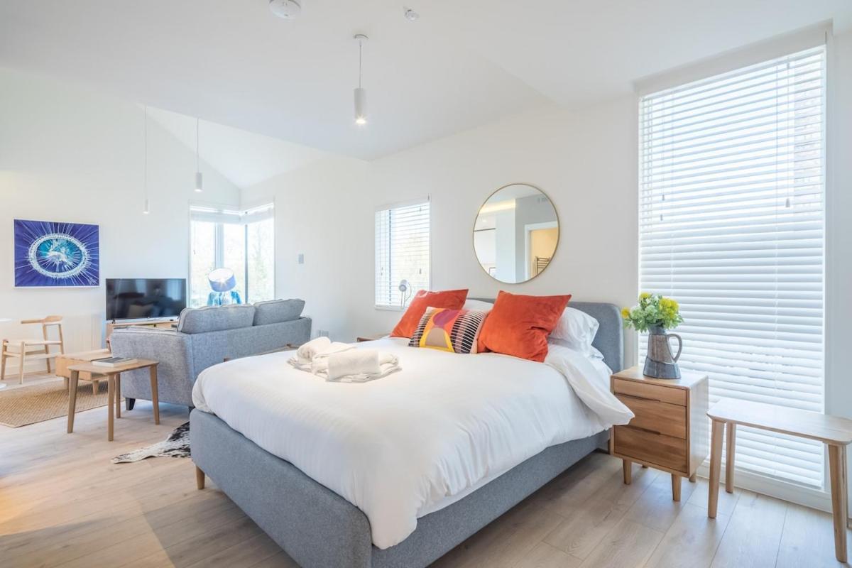 Apartment Luxury City Centre - Stunning Water View *