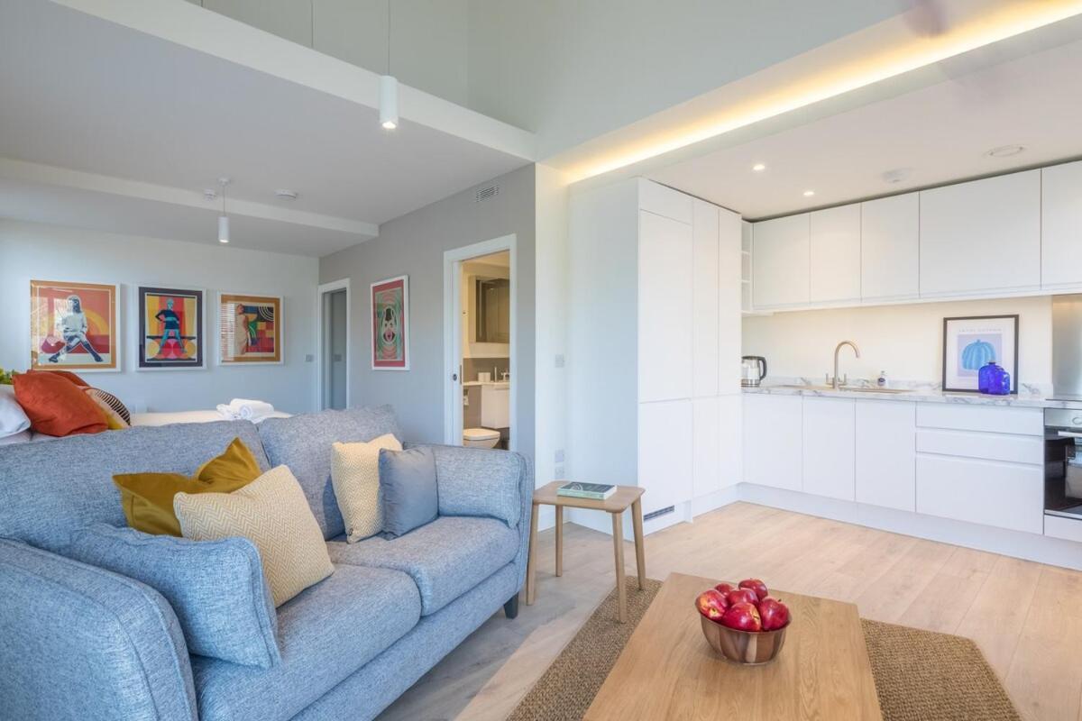 Luxury City Centre - Stunning Water View Apartment Cambridge (Cambridgeshire)